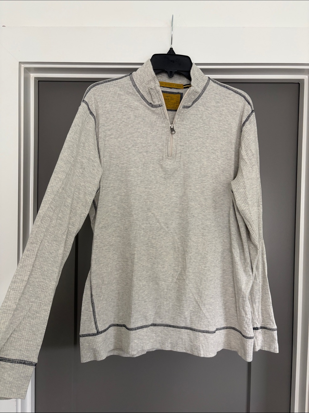 Vintage 1946 Light Gray Half-Zip Pullover with Contrast Stitching